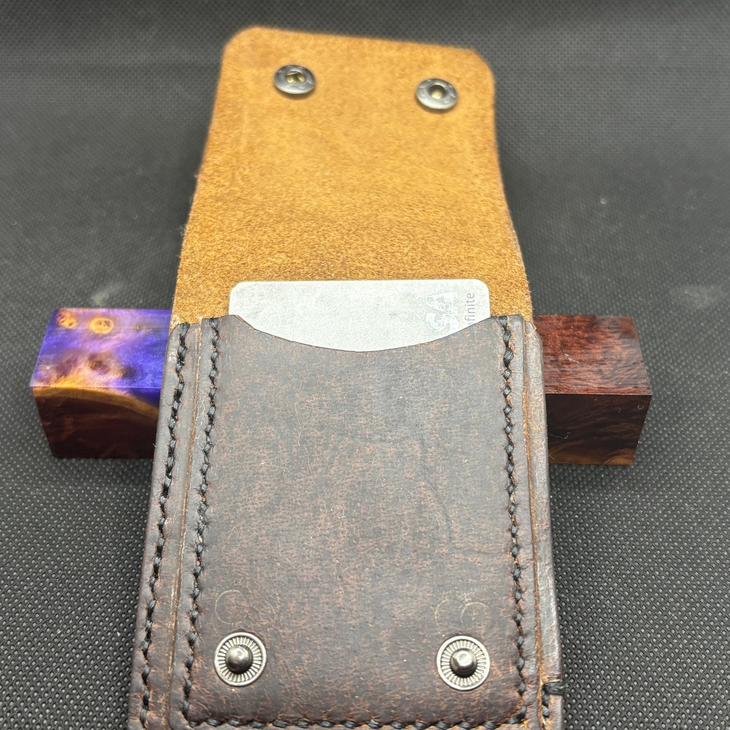 Bifold fold wallet with money clip